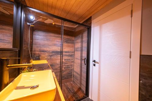 Ванная комната в Koala Bungalows
