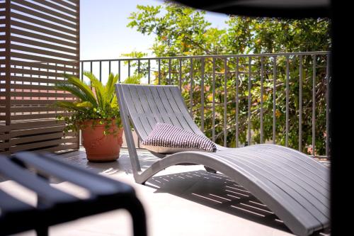 Dino "Green Terrace" - ZF Hvar