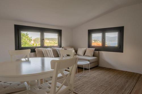 Piso nuevo a 150m playa Sanxenxo