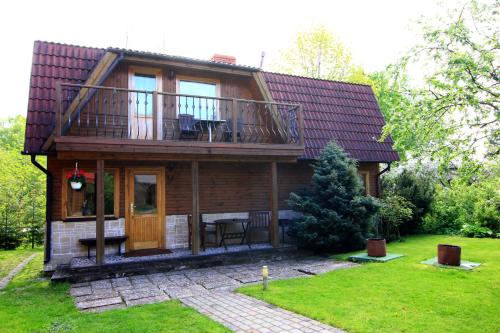 Το κτήριο όπου στεγάζεται  the country house