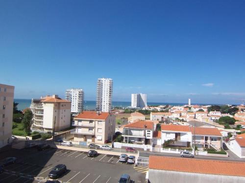 Appartement avec vue sur le chenal, garage et wifi