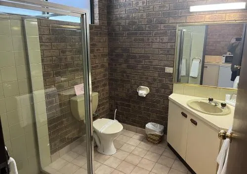 Early Settlers Motel Tocumwal picture