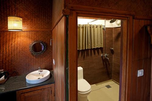 Koupelna v ubytování Coffee Acres Resort