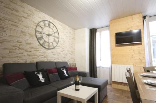 LE CERF BLANC*** - T4 au pied des Thermes Cauterets - 3 chb et 2 sde