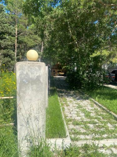 Taman di luar Коттедж на берегу оз. Севан