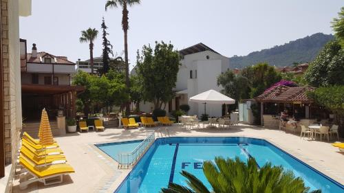 Bazén v ubytování Felice Hotel nebo v jeho okolí