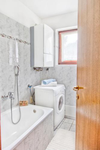 Apartment Klaudio – Photos 4