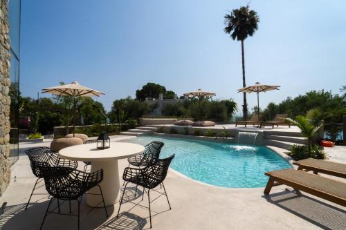 Bungalows at Almiros Beach