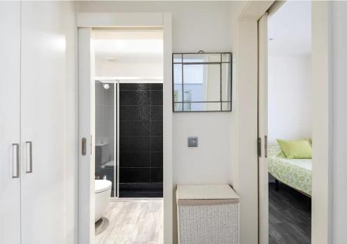 Lovely 1-bedroom apartment with parking ocean view