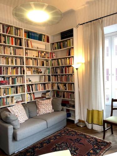 Large apartment in Rome city center