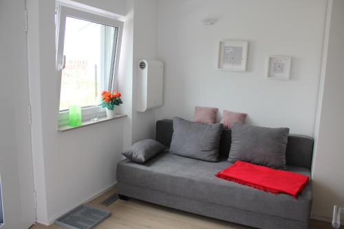 Χώρος καθιστικού στο 2 Zimmer Wohnung 5 km vom Bodensee entfernt ab 5 Nächte