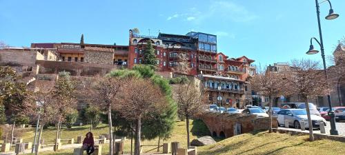 Tiflis'teki Guest House 27 tesisine ait fotoğraf galerisinden bir görsel