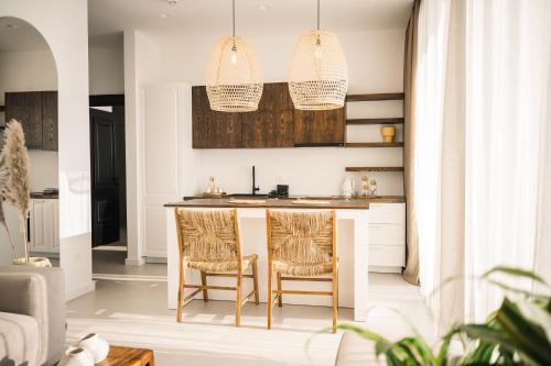 Kuchyň nebo kuchyňský kout v ubytování KAAB Boutique Hotel