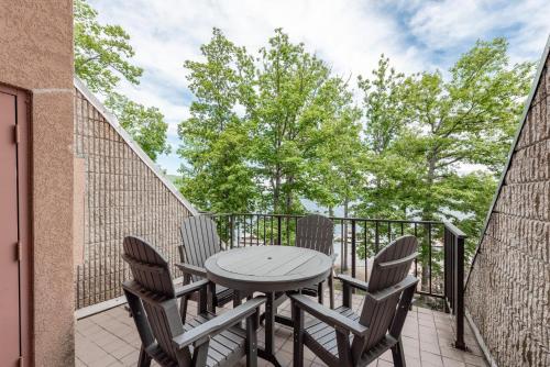 306C One Bedroom One Bath – Photos 5