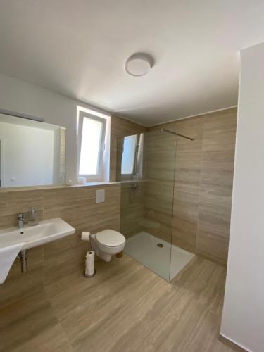 Ванна кімната в TwENty-Punat Apartments