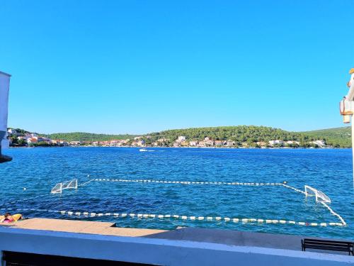 Loodusmaastik puhkemaja lähedal