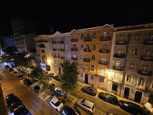 Habitación grande para 3 centro Lisboa