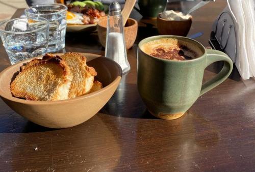 Menjar a la tenda de luxe o a prop