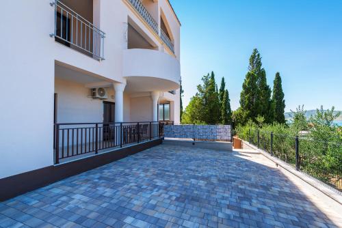 Gallery image of Hotel Vicko in Starigrad-Paklenica