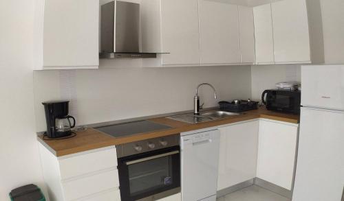 Apartment in Okrug Gornji with sea view, balcony, air conditioning, WiFi 5059-4