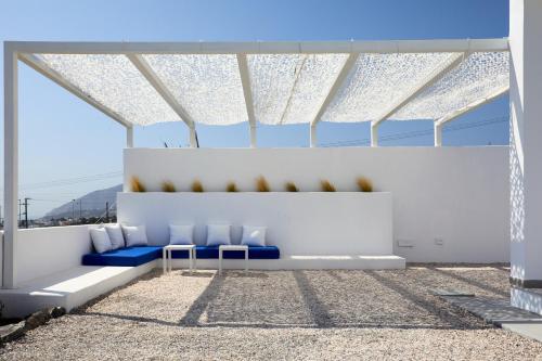 Thadeos Villa with private jetted Pool