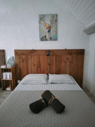 Chambre familiale Anna \"Mon lit au pré\" , jusqu'à 4 adultes et 2 enfants avec piscine Familles, Couples ou Femmes seulement