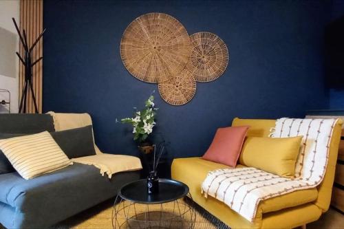 Studio Cocoon Hut
