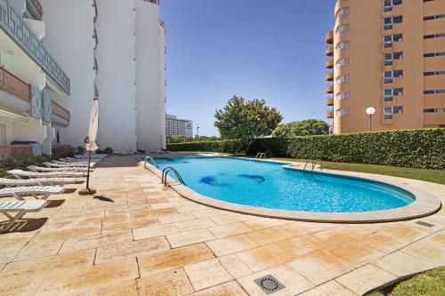 Swimmingpoolen hos eller tæt på T2 com piscina centro Vilamoura