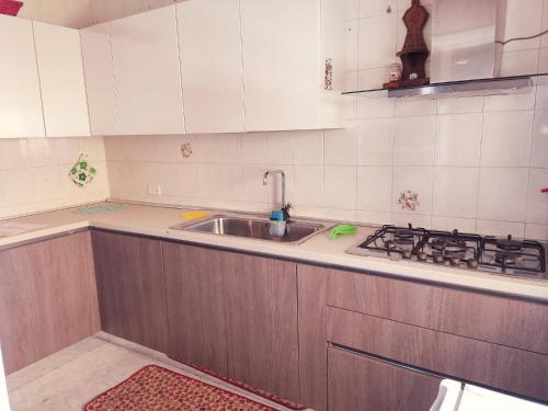 Una cocina o zona de cocina en A un passo dal cuore