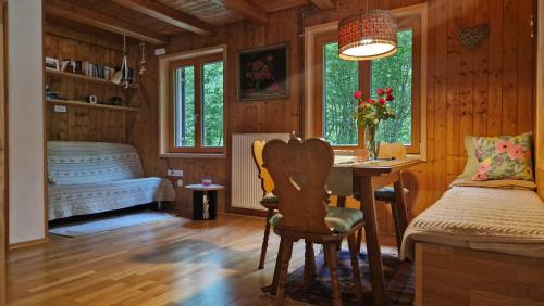 Χώρος καθιστικού στο Chalet Iskaretreat