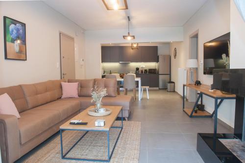 Olympia luxury apartment in Marousi