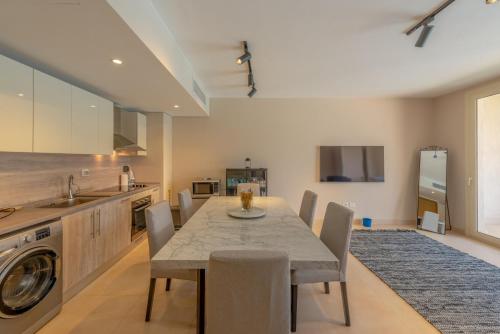 Chic 2-Bedroom in Mangroovy, El Gouna. Pool & Beach access