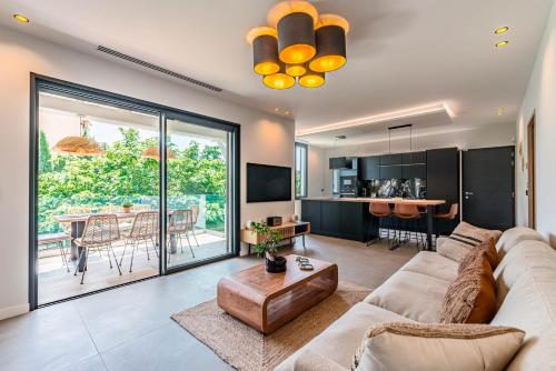 Totolulu Cannes Luxury Properties - La Villa