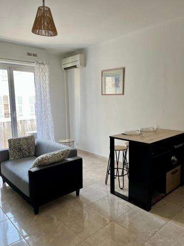 Bel appartement avec balcon en centre-ville