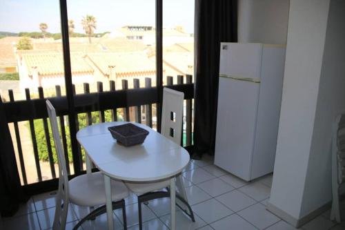 Studio 216, Port Vénus au village naturiste