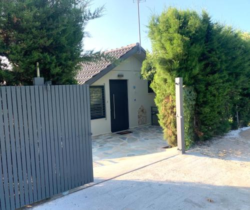 Coastal vista retreat