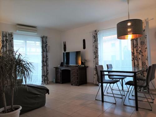 Posezení v ubytování SITGES WELCOM HOME a summer flat in the heart of the village Sitges