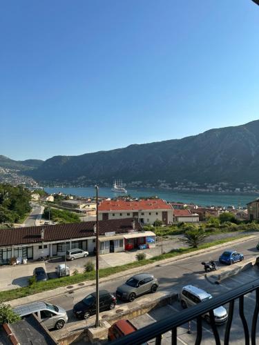 Imagen de la galería de Apartment Luka Kotor, en Tomići