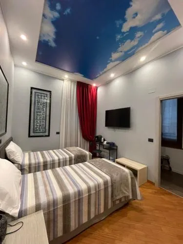 Splendid Room Suites photo 8