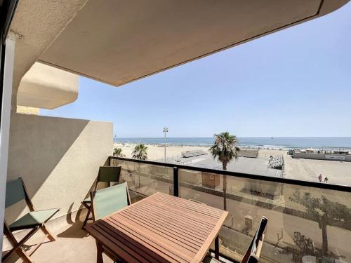 Studio 4 couchages face mer Noumarie