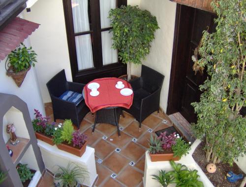 Gallery image of Apartamentos Monasterio de San Antonio in Icod de los Vinos
