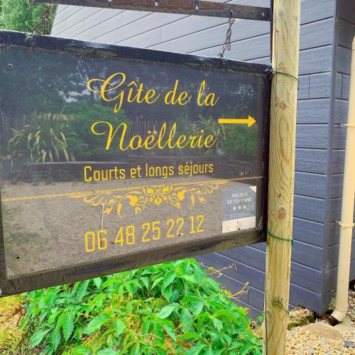 Sijil, anugerah, tanda atau dokumen lain yang dipamerkan di gite de la noellerie
