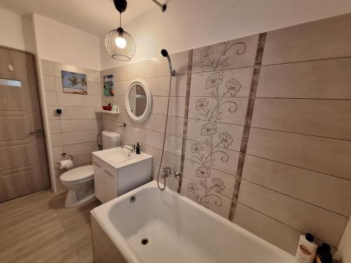 CENTRAL SPLENDOR STUDIO Bucharest Mall