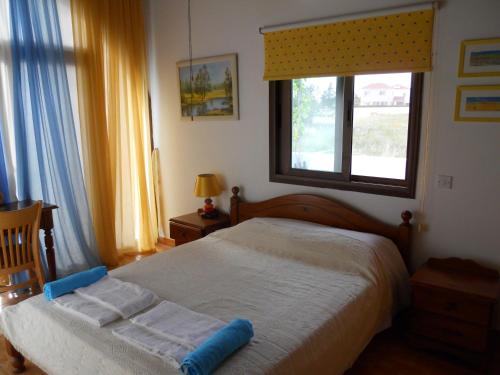 Postel nebo postele na pokoji v ubytování Traditional Villa Sofia