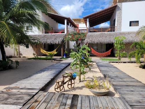 Taman di luar Condomínio Shalom Beach