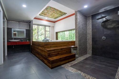 Afbeelding uit fotogalerij van Bachelor Party Guard Jacuzzi Pool in Medellín