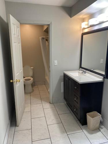 Bany a New Budget Inn