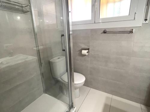Kúpeľňa v ubytovaní ENCANTADORA CASA INDIVIDUAL CON VISTAS AL MAR Y PISCINA PRIVADA - ES-226-28