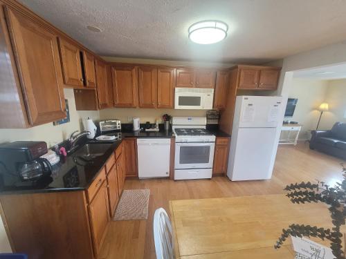 Richmond Suites – Photos 2