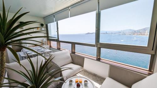 GEMELOS sea front apartment